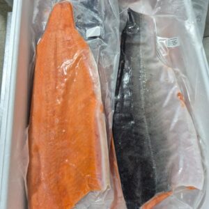 FARM SALMON STK CUT